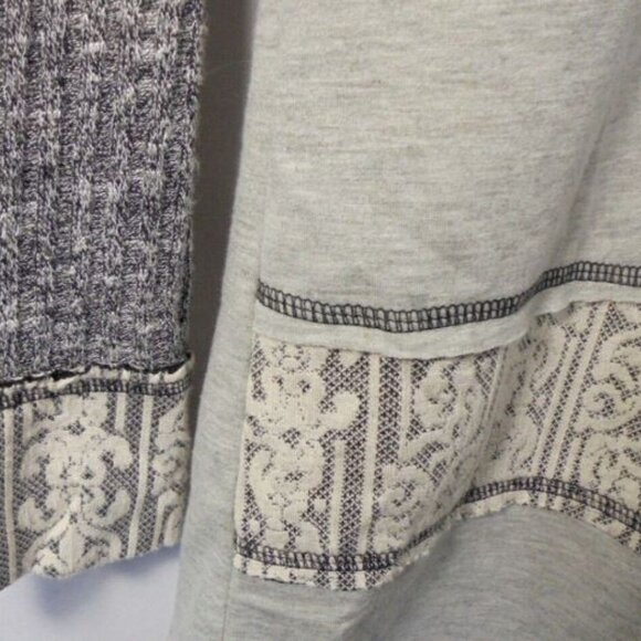 Vanity Womens Small Sweater Sweatshirt Cowl Wrap Neckline Gray White Lace Dressy - Picture 3 of 7